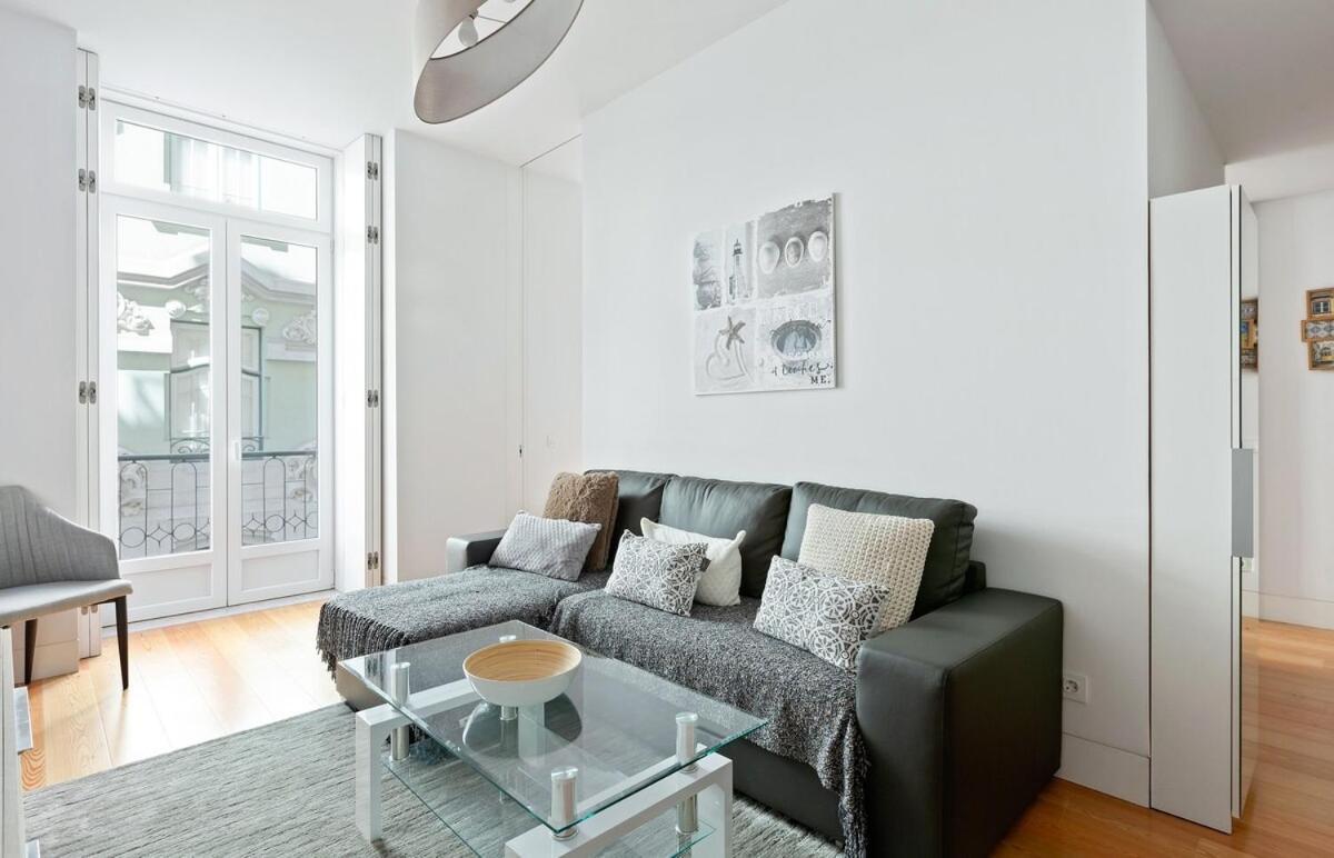 Spacious 1 Bedroom Apartment Near Baixa Lisboa Exterior foto