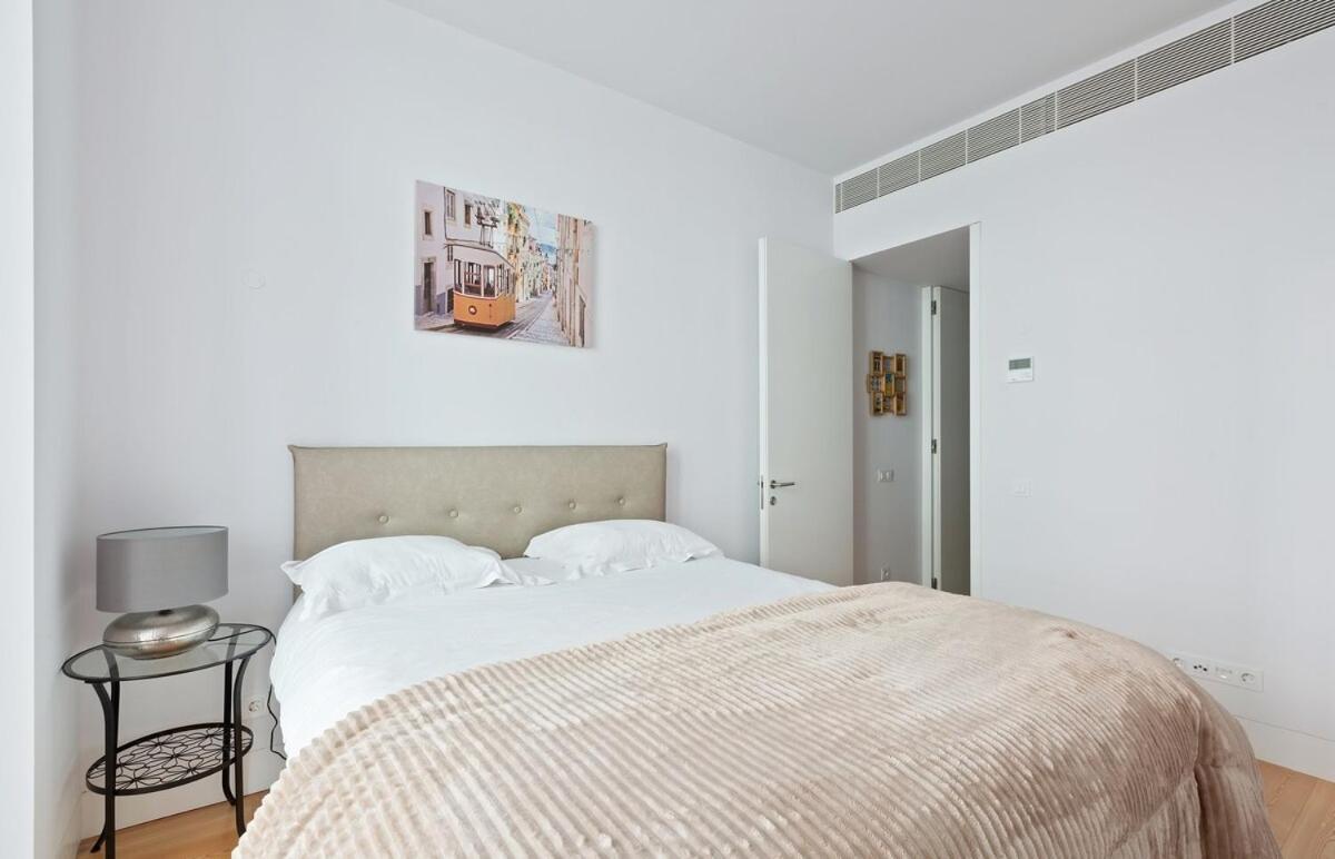 Spacious 1 Bedroom Apartment Near Baixa Lisboa Exterior foto